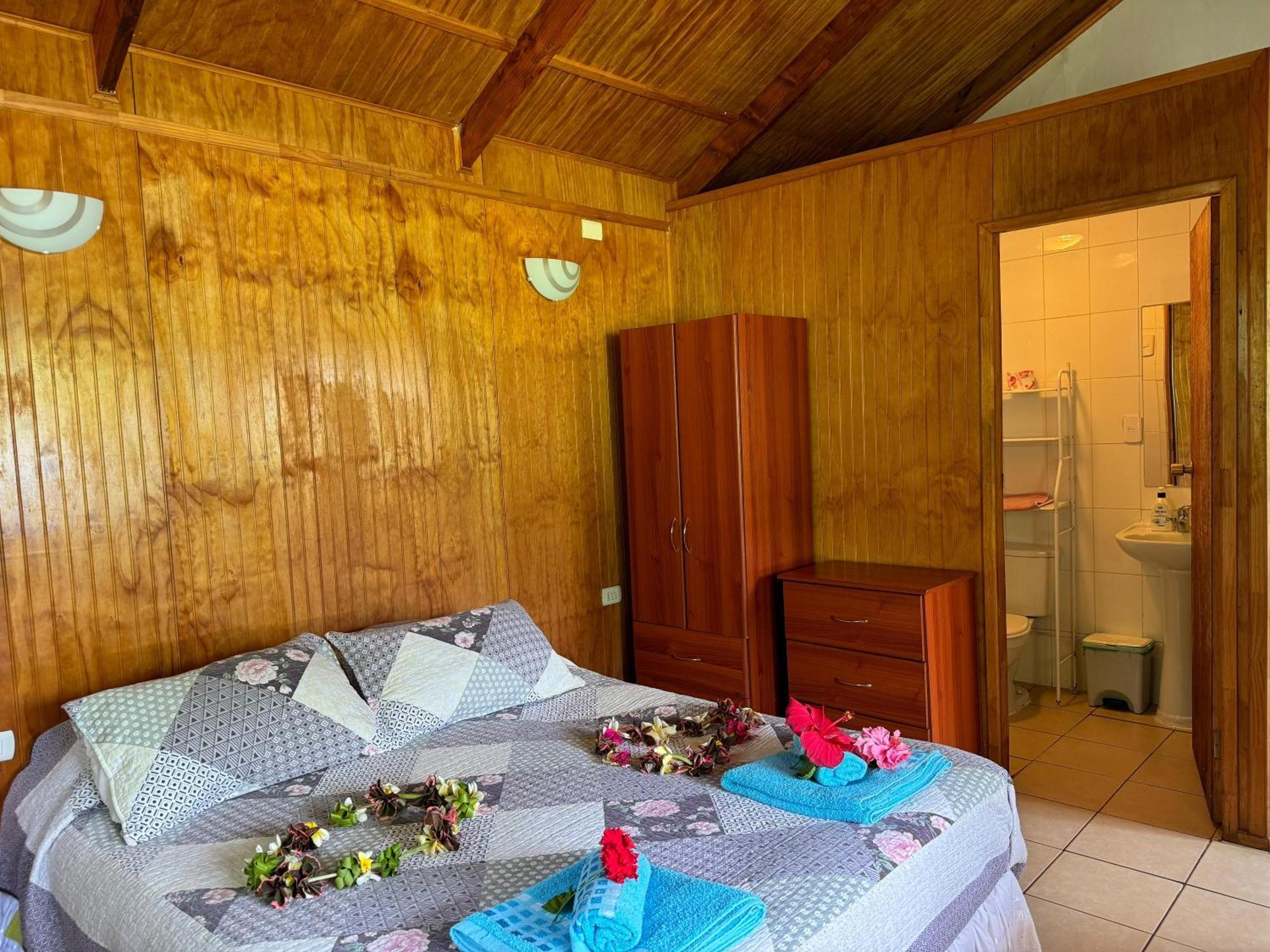 Cabanas Tangaroa Y Hamea Hanga Roa Exterior foto