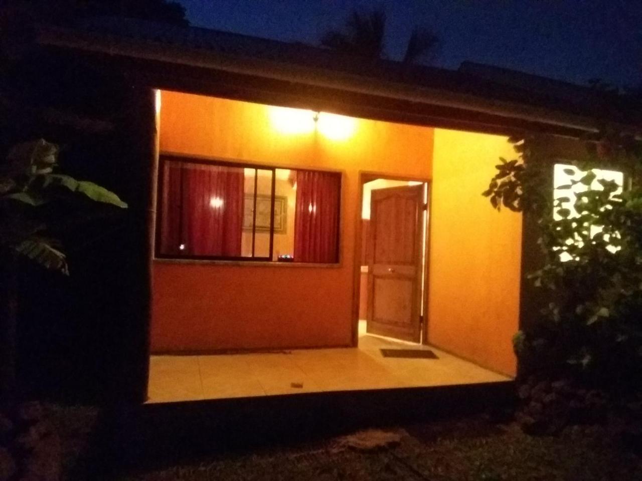 Cabanas Tangaroa Y Hamea Hanga Roa Exterior foto